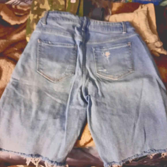 Long shorts - Picture 3 of 3